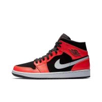 【พร้อมส่งของแท้?/ รุ่นนี่ใส่ตรงไซส NIKE Jordan Air Jordan 1 Mid แฟชั่น รองเท้ากีฬา（สินค้าพร้อมกล่อง อุปกรณ์ครบ จัดส่งฟรี）