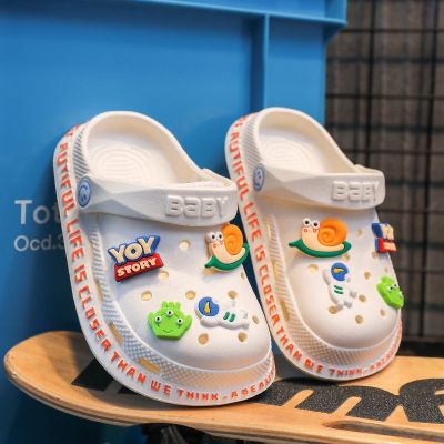 Childrens shoes summer childrens hole shoes outside wear non-slip boys slippers girls Baotou baby cartoon sandals summer