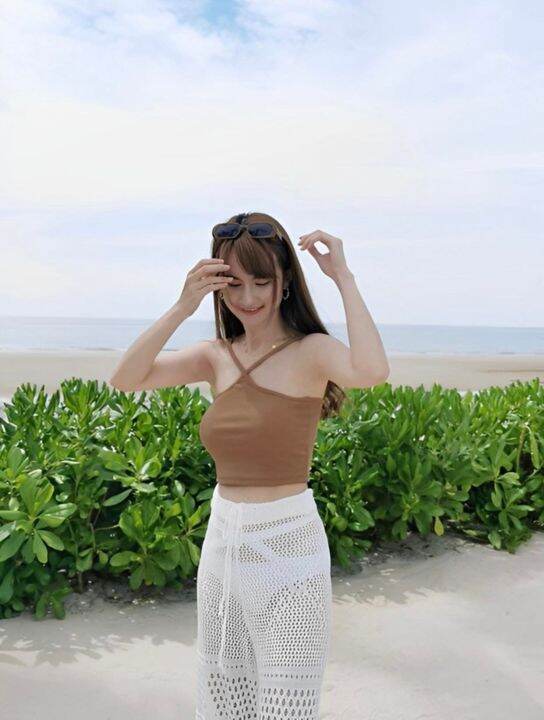 พร้อมส่งด่วน-เสื้อครอป-เสื้อกล้าม-เสื้อท็อป-เสื้อสายฝอ-สายไขว้คอ-ครอปผ้าร่อง-เว้าอก-สายคาเฟ่ต้องไม่พลาด-ฟรีไซส์