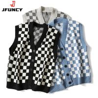 2023 18:jfunky เสื้อกั๊กถักสำหรับผู้ชาย,เสื้อถักคาร์ดิแกน MODE Korea เสื้อแขนกุดคอวีขนาดใหญ่พิเศษของผู้ชาย