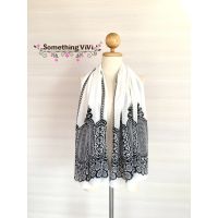 WA ผ้าพันคอ  /   รุ่น Lace in Black &amp; White (Size M) ผ้าคลุมไหล่