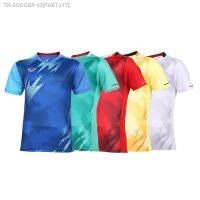 ❧✈ FHETJYT Grand Sport เสื้อคอวีชายแขนสั้นพิมพ์ลาย (SEA Games 2021) รหัส : 072056