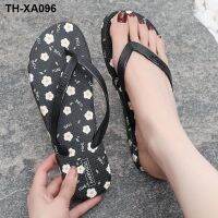 Web celebrity wears outside slippers female ins hot style Fried street high appearance non-slip flip-flops 2023 new girls