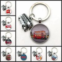 【YF】 The New 2020 Vintage London Bus Keychain Bronze Pattern Glass Convex Round souvenirs Jewelry Gift