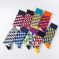 ‘；’ Male Tide Brand Men Cotton Socks Gradient Color Summer Style Long Wedding Sock Mens High Funny Happy Business Socks Man Sox