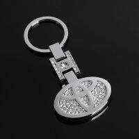 for toyota keychain Keyring Metal Key Chain Ring Holder Badge for Toyota Land Cruiser 70 80 100 200 Prado 90 120 150