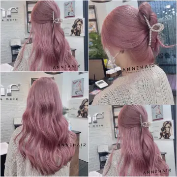 Nhuộm tóc màu hồng sẽ mang lại cho bạn vẻ ngoài trẻ trung và đầy năng động. Bạn sẽ thấy mình rực rỡ hơn với mái tóc tuyệt đẹp này. Hãy xem hình ảnh liên quan để hiểu rõ hơn về cách nhuộm tóc màu hồng độc đáo này.