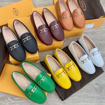 2023 new Ladys 2022 Six Colors Classic T Buckle Soft Calf Leather Four Seasons Peas Loafers