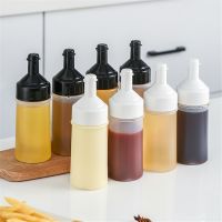 [YF store] Household Squeeze Bottle Gravy Sauce Vinegar Oil Salad Dressing Bottle Oil Can Condiment Dispenser Kitchen Accessories