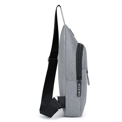 ：“{—— Chest Bag Fashion New Solid Color Men Chest Bag Outdoor Casual Fashion One Shoulder Crossbody Bag