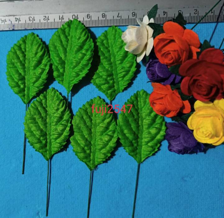 ใบกุหลาบกระดาษสาหลากสีใบกว้าง3-5ชม-สูง6ชม-ราคา59บาท-100ใบ-paper-flowers