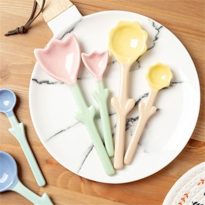 Tulip-shaped Ice Cream Spoon Breakfast Spoon Rice Spoon Ceramic Light Luxury Retro Coffee Spoon Three-dimensional Tableware Cooking Utensils