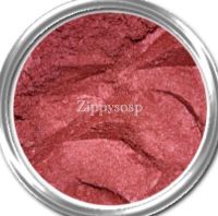 mica สีแดงกำมะหยี  red satin ขนาด 30 g. 001041  สีประกาย สีชิมเมอร์ สีแวววาว ไมก้า สีติดทน สีละลายน้ำมัน สีใส่สบู่ สีเครื่องสำอางค์ สีแร่ธาตุ