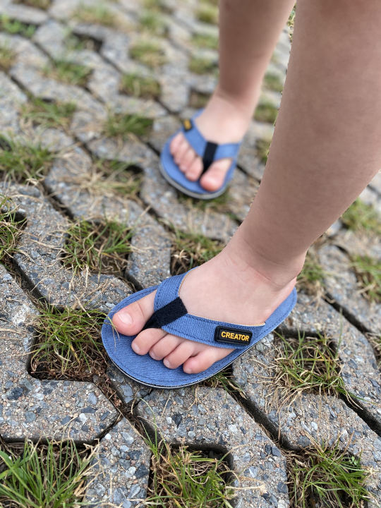 รองเท้าหูหนีบเด็ก-creator-jean-slipper-collection-ช่วงอายุ-1-6-ขวบ-รองเท้าเด็ก-รองเท้าแตะเด็ก-รองเท้าหูคีบเด็ก-รองเท้าแตะเด็กโต-รองเท้าหูหนีบเด็กโต