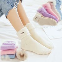 ♕◕卐  Women Thicken Winter Warm Socks Cute Soft Fluffy Fuzzy Snow Sock Cotton Cashmere Black White Floor Sleep Thermal Socks Female