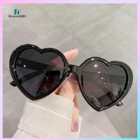 GLASSES580 สีลูกอมสี แว่นตากันแดดโพลาไรซ์รูปหัวใจ UV400 ปาร์ตี้ชายหาดปาร์ตี้ เฉดสีรูปความรัก เรโทร แว่นตากันแดดรูปหัวใจ สำหรับผู้หญิง