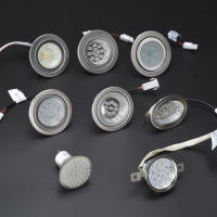 เตารวมเครื่องดูดควัน LED ไฟรอบ DC12V โคมไฟเพดานประหยัดพลังงานแสงเย็น โคมไฟสากลเสริมแสงอุ่น