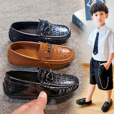 รองเท้าหนังเด็กผู้ชายคลังสินค้าพร้อมรองเท้าสมรรถนะของเด็กชายพื้นนุ่มขนาด26-36
