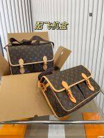 [คลังสินค้าพร้อม] TOP.1LV ทหารบกกระเป๋าใส่เอกสารสำหรับผู้ชายคลาสสิกมีหลายกระเป๋าและฝาปิด