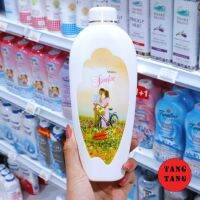 Mistine Sweetine Perfume Talc แป้งหอมโรยตัว กลิ่นสวีททิน หอมติดทนนาน 100 g.