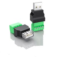 : “-- 1ชิ้น4พิน USB 2.0พิมพ์ขั้วต่อตัวผู้/ตัวเมียเพื่อขันสกรู USB แจ็ค USB ปลั๊กพร้อมขั้วต่อแบบป้องกัน USB2.0กับปลั๊กเทอร์มินัลแบบสกรู