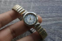 นาฬิกา Fashion มือสองญี่ปุ่น WATCH IT ระบบ Quartz ผู้ชาย ทรงกลม กรอบเงิน หน้าสีเทา หน้าปัด 25mm สายสแตนเลสยืดได้ของแท้ 100% เปลี่ยนถ่านใหม่แล้ว ใช้งานได้ปกติ สภาพดี