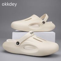 Slippers Man Fashion Outdoor Beach Baotou Hole Shoes Breathable Casual Anti Slip Indoor House Men Jelly Slippers New Summer