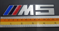 Logo ///M5 งาน อลูมิเนียม 12.5 cm พร้อมกาว