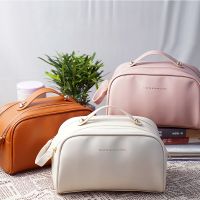 【CW】๑❍❇  Ladys Makeup Organizer Fashion Leather Storage Handbag Large Opening Toiletry