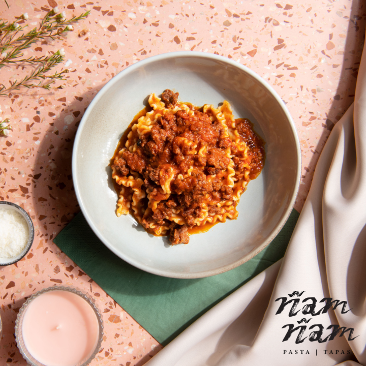e-coupon-namnam-pasta-and-tapas-คูปองโบโลเนส-พาสต้าซอสเนื้อและมะเขือ-เบค่อน-สไตล์อิตาเลี่ยน-vat-included