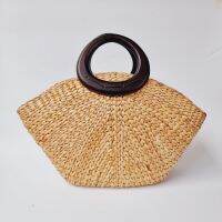 BAANSTRAW วัสดุธรรมชาติ ด้ามไม้ อุปกรณ์ชายหาด De Madera Handle Bag Natural Material Wooden Handle Beach Accesorie