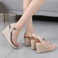 New wedge thick high-heeled sandals since the end of summer to the bottom of the glass glue straw rope big yards