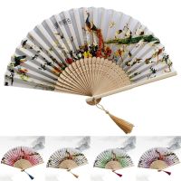 Chinese Style Silk Folding Fan Japanese Pattern Craft Gift Hand Held Fans Folding Tassel Dance Hand Fan Home Decoration Ornament