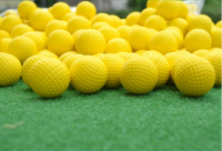 （20 pcs） Golf Ball for Practice ลูกกอล์ฟฝึกซ้อมในที่ร่ม (Q008) สีเหลือง แบบยาง ลูกบอลฟองน้ำกอล์ฟ Golfs Ball PU Soft Balls Indoor Practice Foam Light Ball Training Sports Exercise Outdoor Balls Room