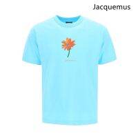 2023 NEWJacquemus Blue Daisy พิมพ์โลโก้ Crewneck เสื้อยืดแขนสั้นสำหรับผู้ชายและผู้หญิง