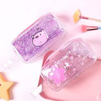 【LZ】◊﹉✸  Kawaii dos desenhos animados pvc transparente areia movediça lápis caso dos desenhos animados glitter grande capacidade caneta caso para meninas portátil saco de cosméticos caixa