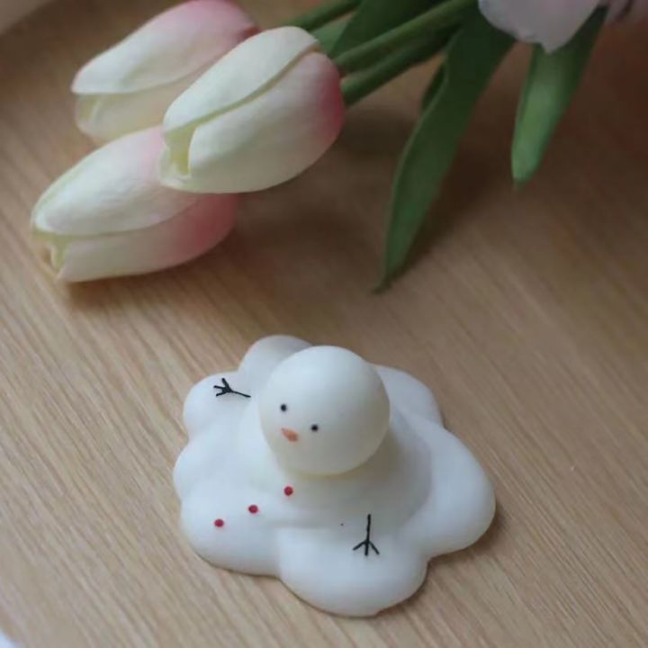 handmade-cute-melting-snowman-aromatherapy-candle-home-decoration-ornaments-rain-candle