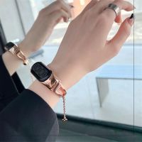 ~ สายนาฬิกาข้อมือโลหะ ทรงสามเหลี่ยม หรูหรา แบบเปลี่ยน สําหรับ Xiaomi Mi Band Series 3 4 5 6 7 Mi Watch