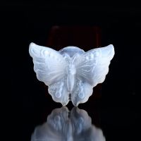 Natural White Selenite Butterfly Carved Animal Mineral Specimen Crystal Crafts Healing Crystal Statue Plate Decor Feng Shui Gft