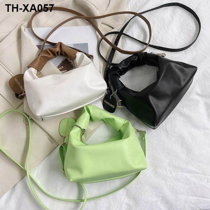 wholesale-foreign-female-senior-feeling-bag-2023-popular-new-style-folding-portable-clouds-package-single-shoulder