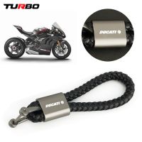 ◘ Zinc Alloy Keychain Key Ring Motorcycle Accessories For Ducati 796 795 821 Monster 696 400 Diavel Multistrada Scrambler