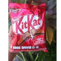 ?HOT Sale?Kitkat Chocolate Share Bag (24 x 17g) , (12x17g) ช็อกโกแลต Kitkat Chocolate ช็อคโกแลต ของแท้ นำเข้าจากญี่ปุ่น ขนมญี่ปุ่น  KM12.1409⚡ราคาถูกที่สุด⚡