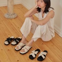 The Street Wear Studio l Cozy Sandals - รองเท้าแตะสูง 1 นิ้ว พื้นหนานุ่ม