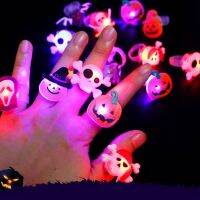 【cw】 5/10/15/20pcsDecorationsCute GlowingPumpkinSkull Rings for Kids Gifts HalloweenSupplies 【hot】