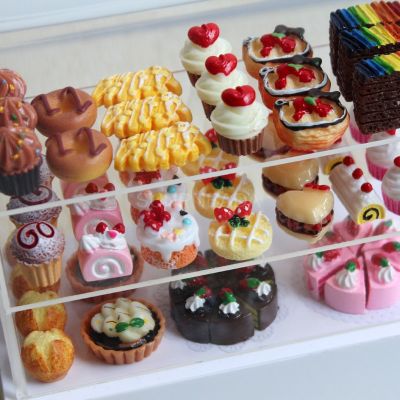 hot！【DT】☌☋  1/6 Miniature Dollhouse Cabinet Bread Food for Barbies Accessories