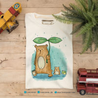 Raining Bear Off-white T-shirt เสื้อยืดสีขาวออฟไวท์ ลายหมีกลางสายฝน