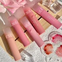 LIP MATTE แบบจุ่ม ลิปซอฟท์แมท นุ่มละมุนปาก ปากไม่แห้ง สีสวย ติดทน