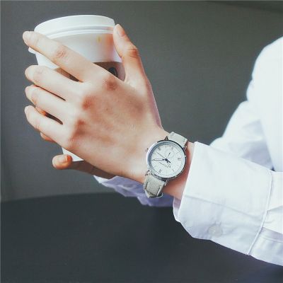 【Hot Sale】 Korean version of the watch girl student simple ulzzang casual atmosphere fashion fresh all-match