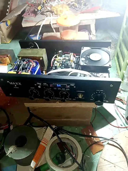 power amplifier rakitan 5 Amper. subwoofer.usb bluetooth dan karaoke