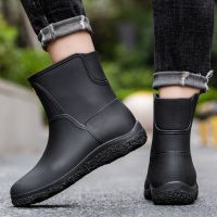 Trendy Water Shoes Mid-Tube Rain Boots Men Anti-Slip Brushed Warm Kitchen Fishing Car Wash Rubber